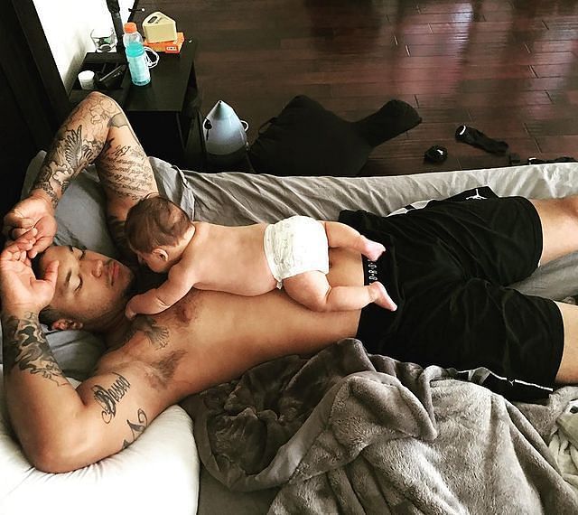 Taijuan with his baby boy. Source: Taijuan’s official Instagram page/@tskywalk44